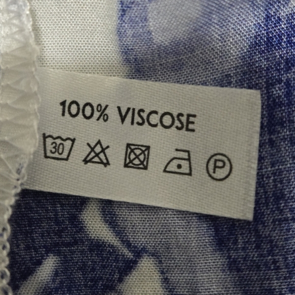 Yumi Kim White & Blue Floral Robe - Picture 8 of 12